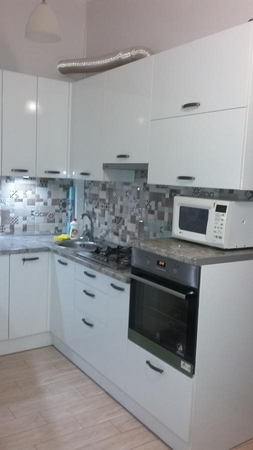 Max Apartments In Лвив Екстериор снимка
